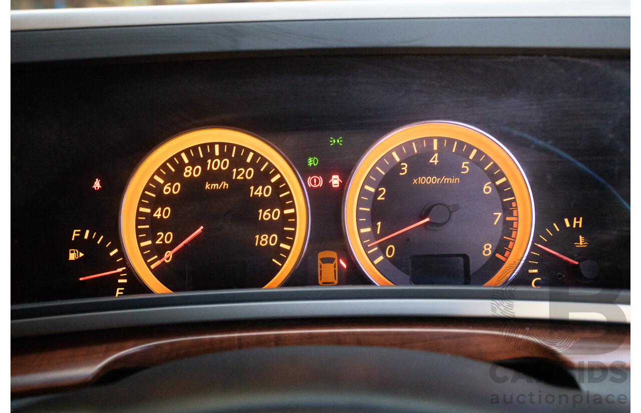 11/2004 Nissan Elgrand E51 Highway Star 4D Wagon Grey 3.5L - 4/2022 Import