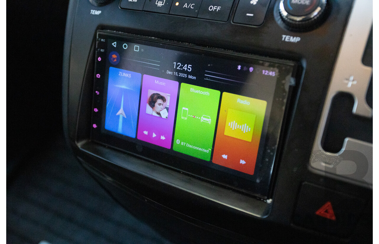 11/2004 Nissan Elgrand E51 Highway Star 4D Wagon Grey 3.5L - 4/2022 Import