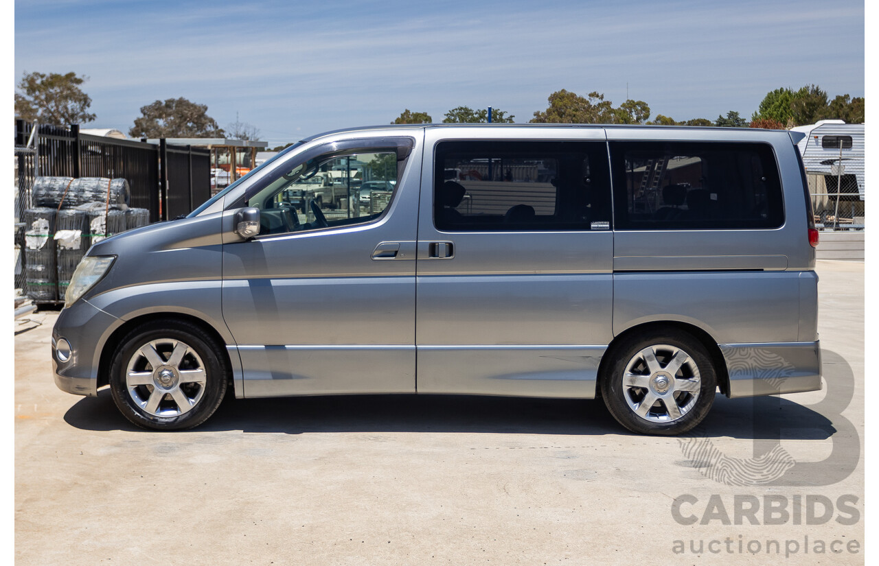 11/2004 Nissan Elgrand E51 Highway Star 4D Wagon Grey 3.5L - 4/2022 Import