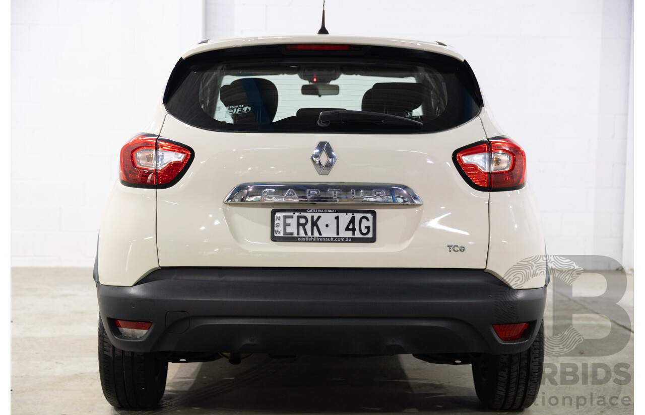 01/2016 Renault Captur Expression (FWD) J87 4d Wagon Ivory White Turbo 1.2L