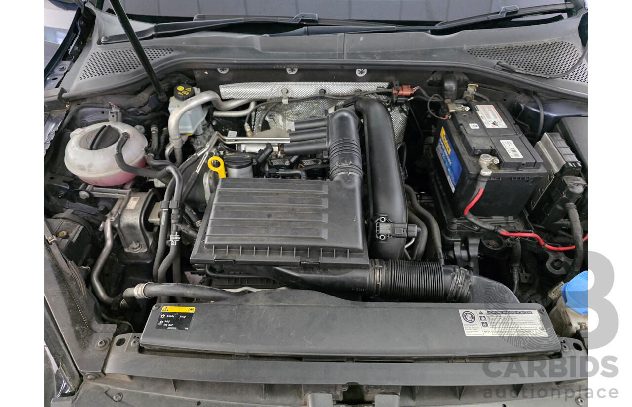  Volkswagen Golf 90 TSI FWD AU 5D Hatchback Blue 1.4L