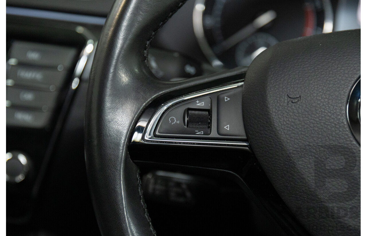 11/2016 Skoda Superb 206 TSI (4x4) NP MY17 4d Sedan Brilliant Silver Metallic Turbo 2.0L