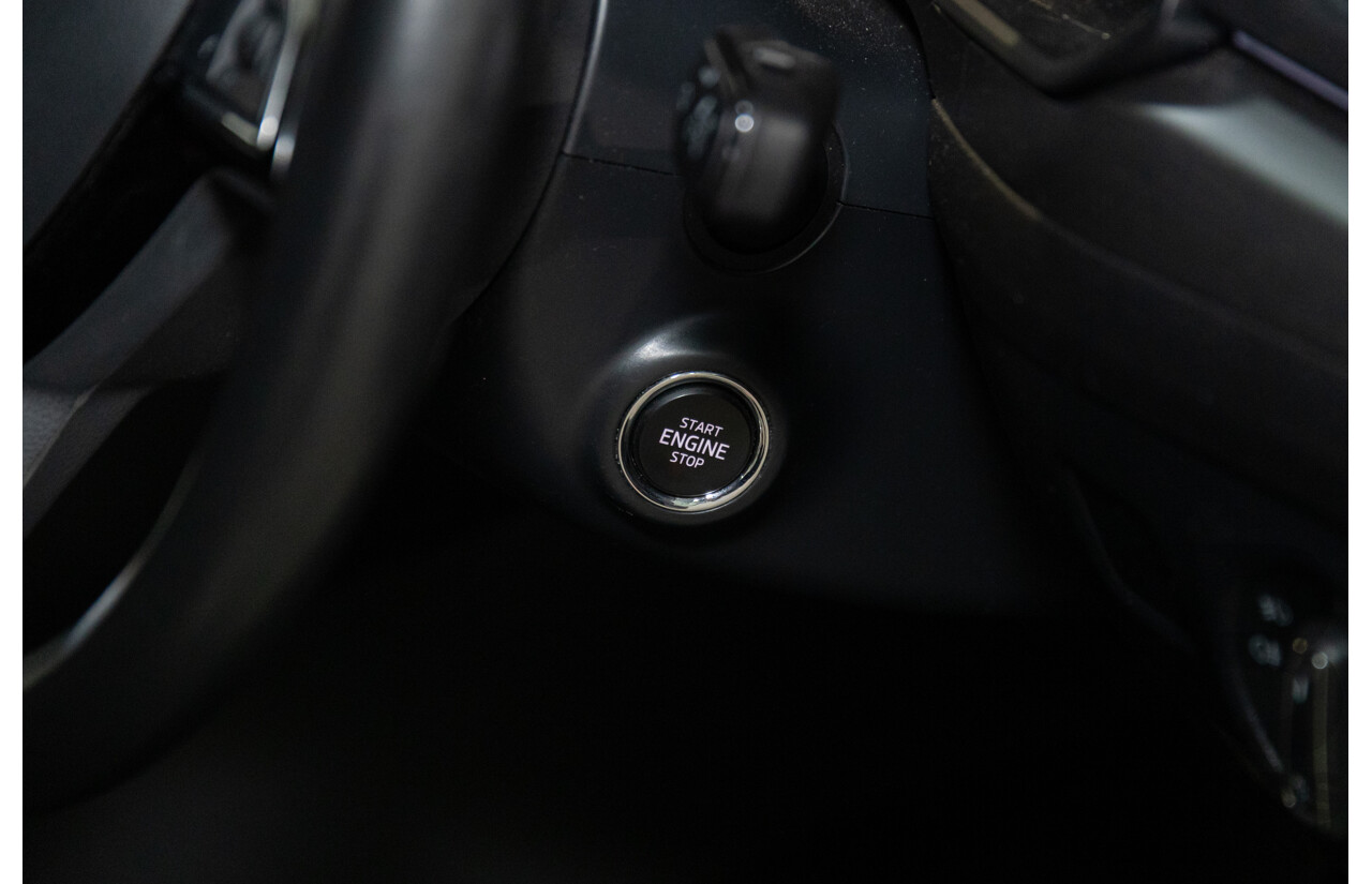 11/2016 Skoda Superb 206 TSI (4x4) NP MY17 4d Sedan Brilliant Silver Metallic Turbo 2.0L