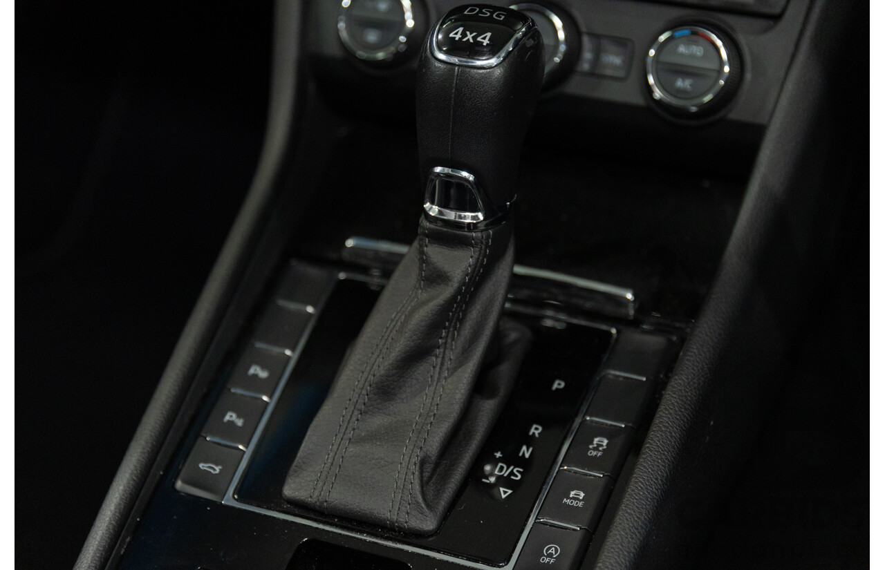 11/2016 Skoda Superb 206 TSI (4x4) NP MY17 4d Sedan Brilliant Silver Metallic Turbo 2.0L