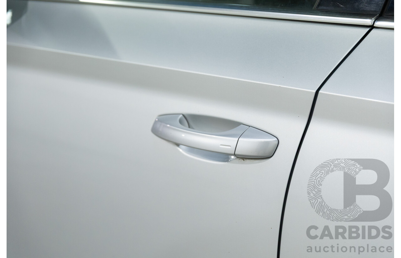 11/2016 Skoda Superb 206 TSI (4x4) NP MY17 4d Sedan Brilliant Silver Metallic Turbo 2.0L
