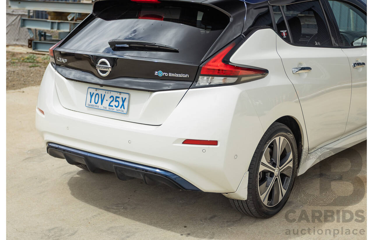 02/2018 Nissan Leaf ZE1 5d Hatchback Ivory Pearl /Dark Blue Pearl Dedicated Electric EV AC110kW - 07/21 Import