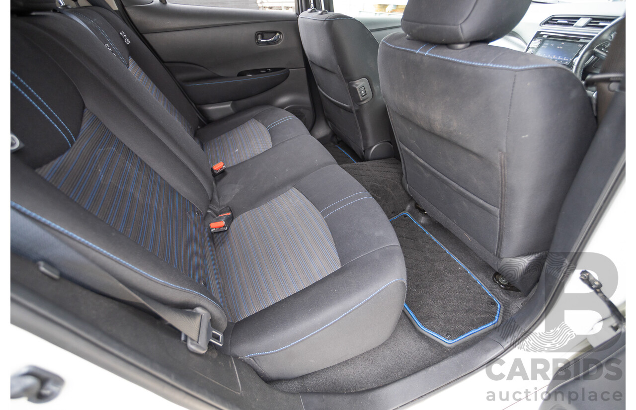 02/2018 Nissan Leaf ZE1 5d Hatchback Ivory Pearl /Dark Blue Pearl Dedicated Electric EV AC110kW - 07/21 Import