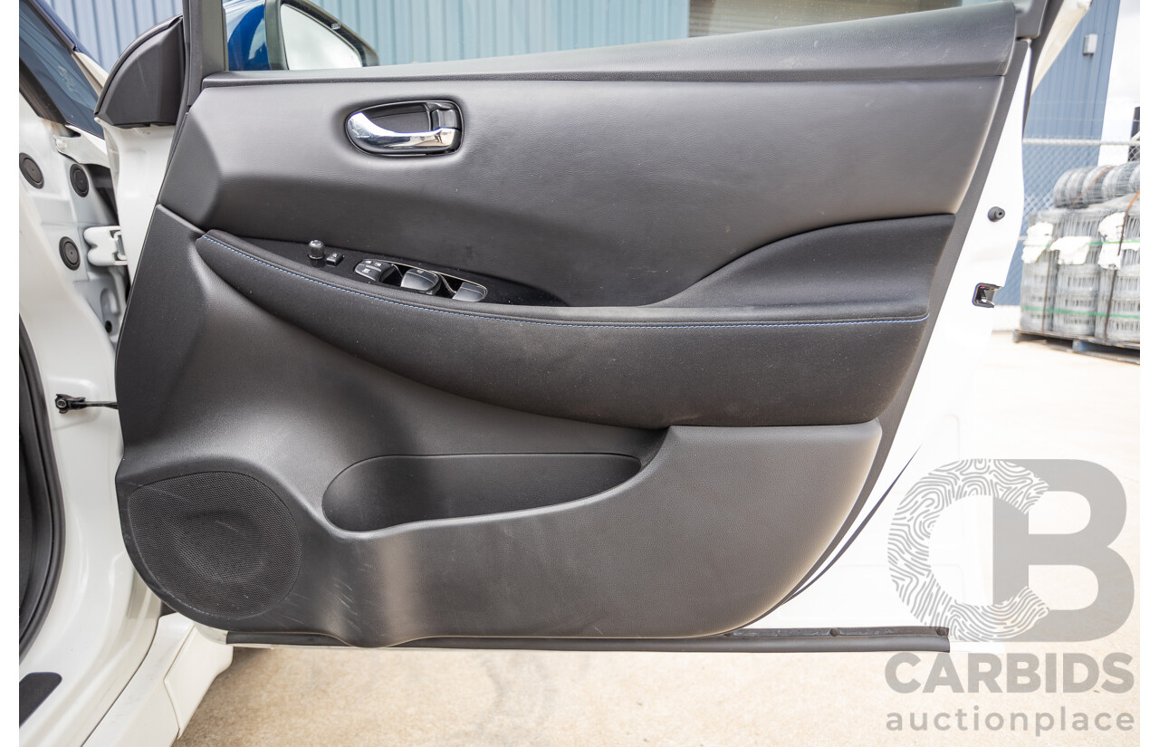 02/2018 Nissan Leaf ZE1 5d Hatchback Ivory Pearl /Dark Blue Pearl Dedicated Electric EV AC110kW - 07/21 Import