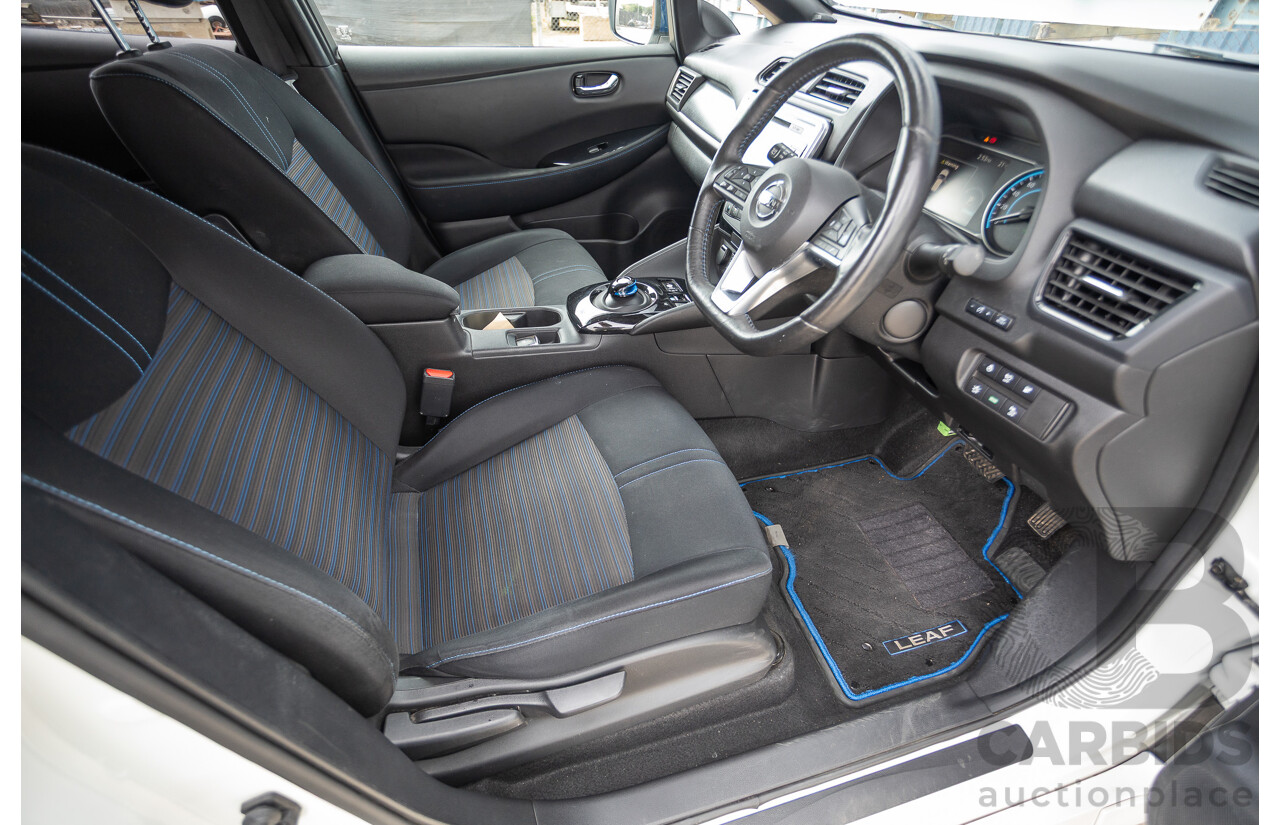 02/2018 Nissan Leaf ZE1 5d Hatchback Ivory Pearl /Dark Blue Pearl Dedicated Electric EV AC110kW - 07/21 Import