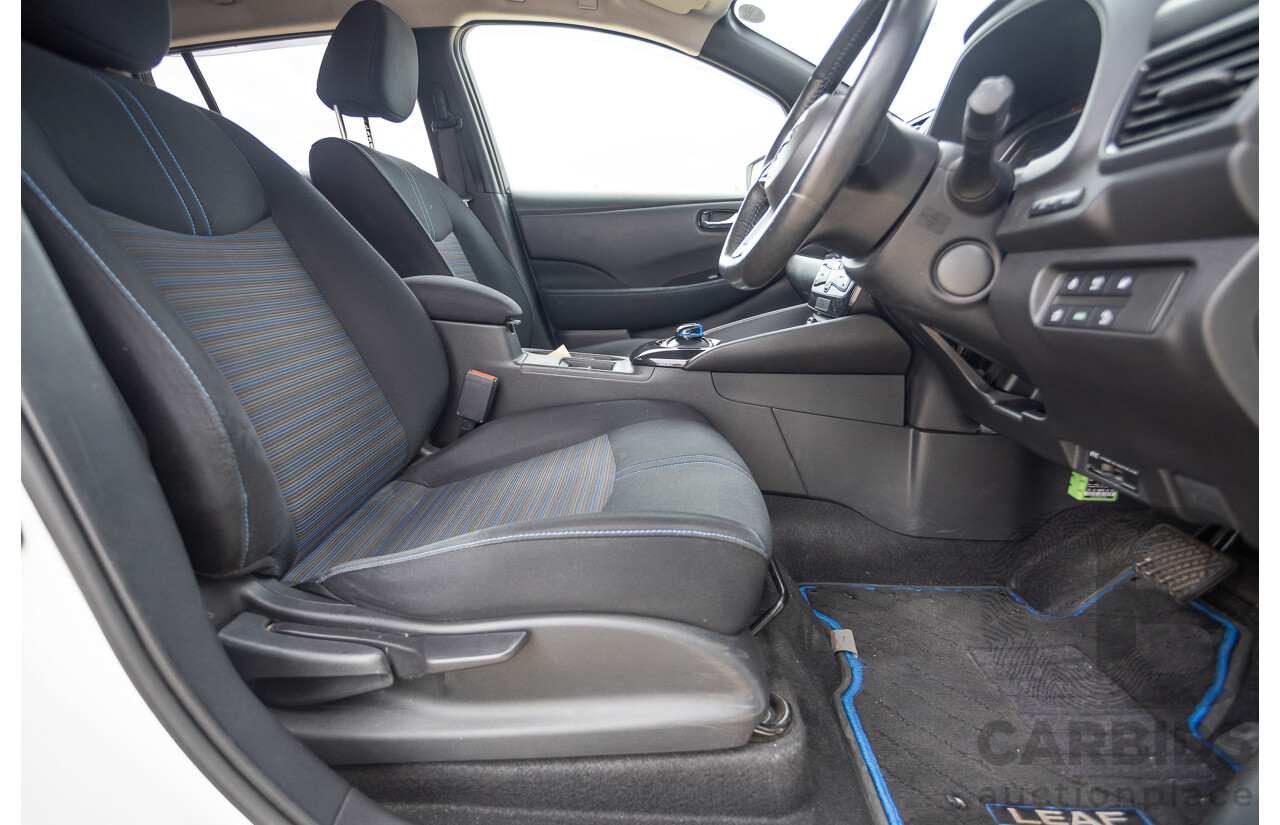 02/2018 Nissan Leaf ZE1 5d Hatchback Ivory Pearl /Dark Blue Pearl Dedicated Electric EV AC110kW - 07/21 Import