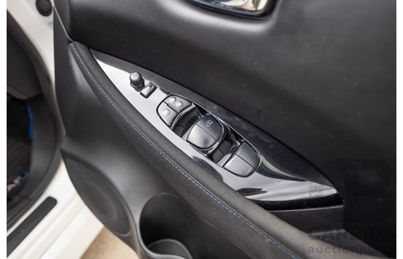 02/2018 Nissan Leaf ZE1 5d Hatchback Ivory Pearl /Dark Blue Pearl Dedicated Electric EV AC110kW - 07/21 Import