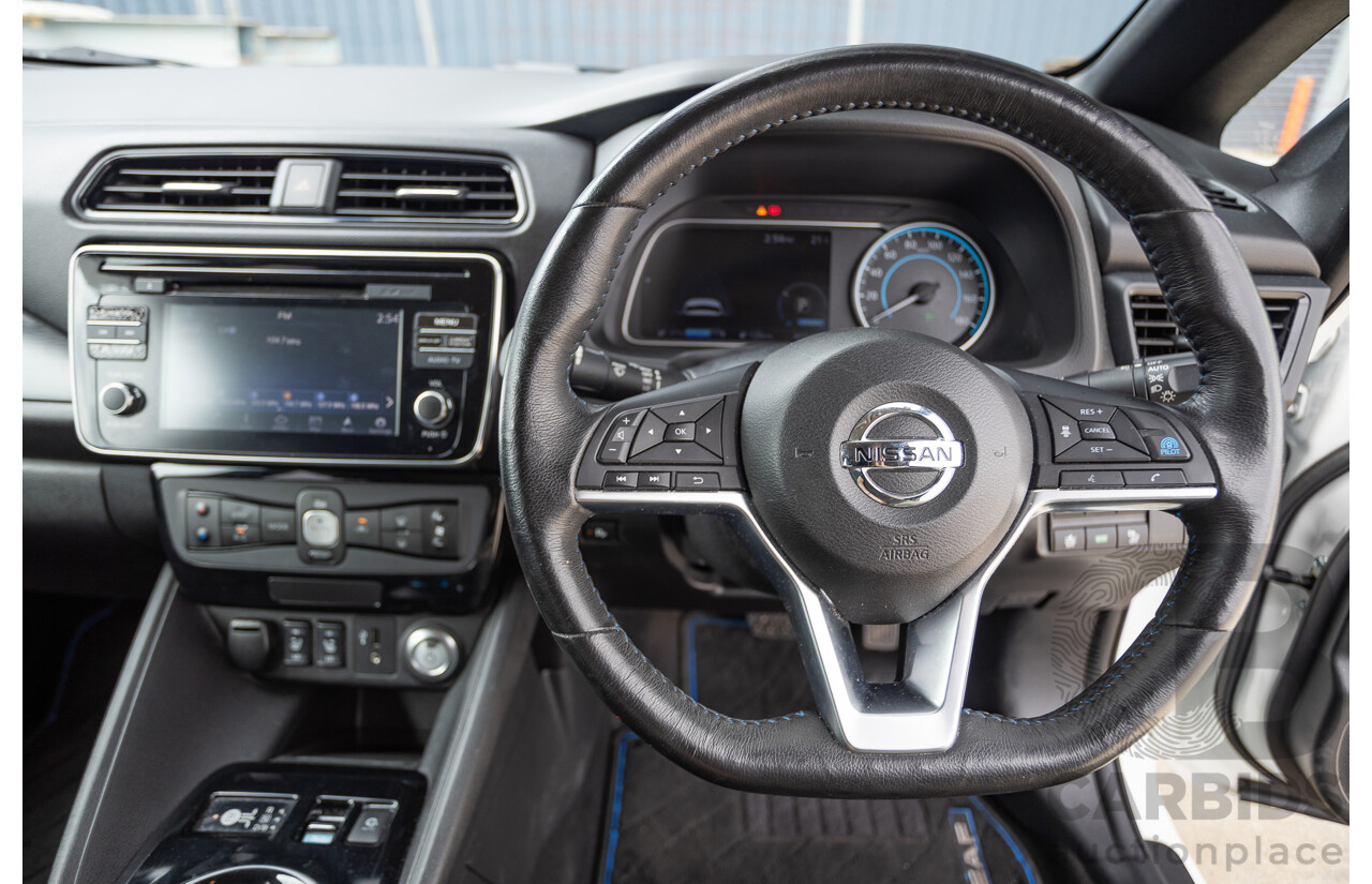 02/2018 Nissan Leaf ZE1 5d Hatchback Ivory Pearl /Dark Blue Pearl Dedicated Electric EV AC110kW - 07/21 Import