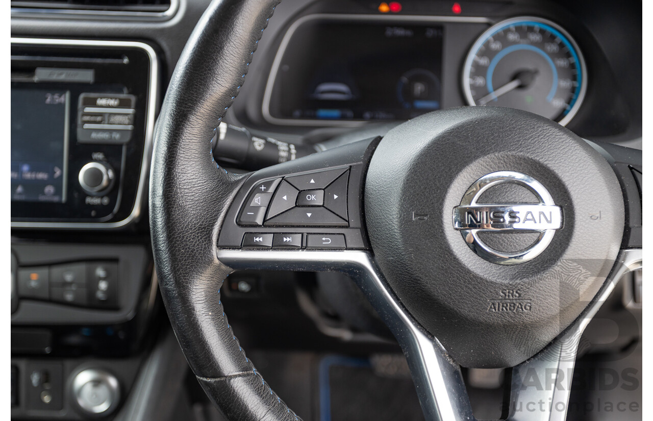 02/2018 Nissan Leaf ZE1 5d Hatchback Ivory Pearl /Dark Blue Pearl Dedicated Electric EV AC110kW - 07/21 Import