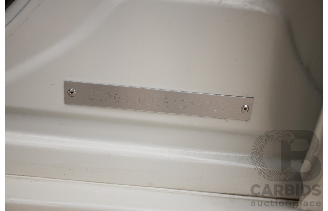 02/2018 Nissan Leaf ZE1 5d Hatchback Ivory Pearl /Dark Blue Pearl Dedicated Electric EV AC110kW - 07/21 Import