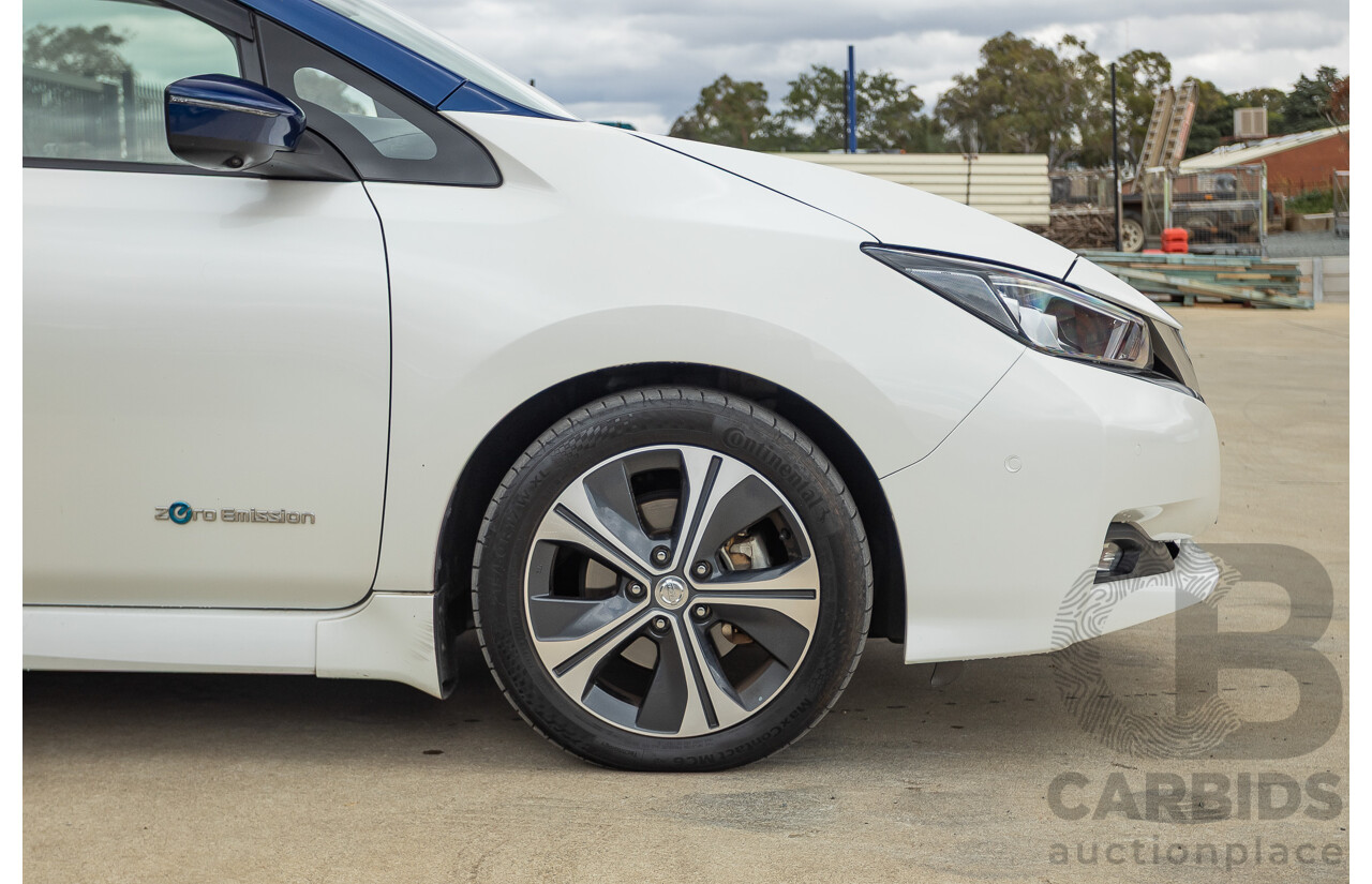 02/2018 Nissan Leaf ZE1 5d Hatchback Ivory Pearl /Dark Blue Pearl Dedicated Electric EV AC110kW - 07/21 Import