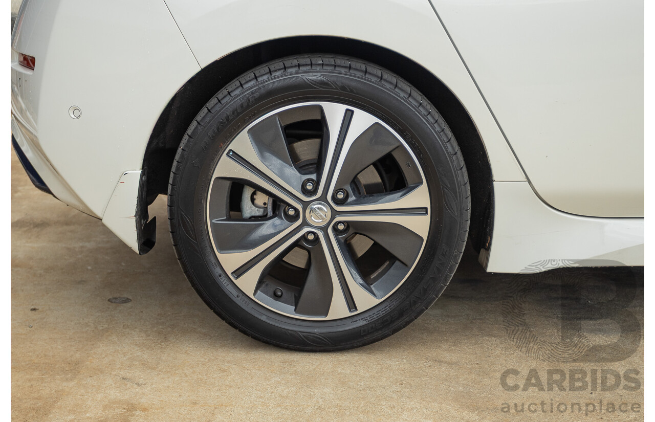 02/2018 Nissan Leaf ZE1 5d Hatchback Ivory Pearl /Dark Blue Pearl Dedicated Electric EV AC110kW - 07/21 Import