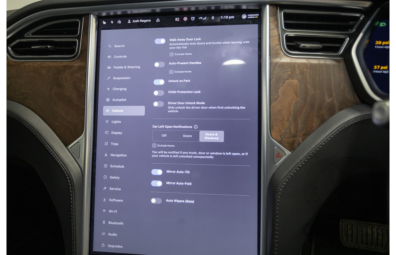 10/2017 Tesla Model S 75 MY17 4D Hatchback Pearl White - Dedicated Electric EV 235kw