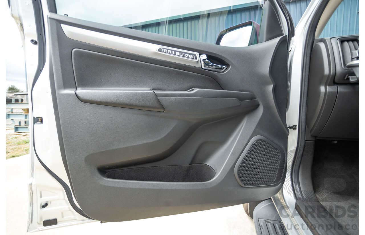 3/2017 Holden Trailblazer LTZ (4x4) RG MY17 4D Wagon Satin Steel Grey Turbo Diesel 2.8L