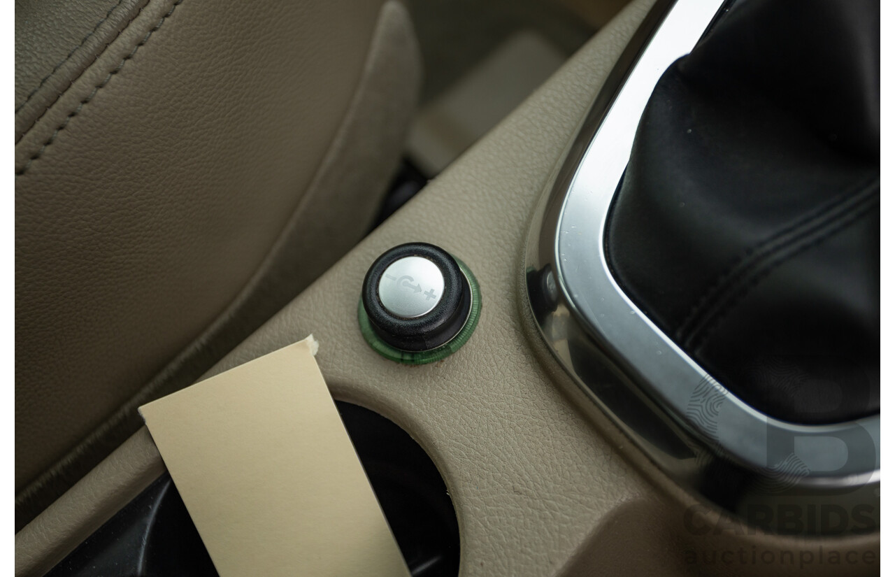 09/2012 Land Rover Freelander 2 HSE (4x4) LF MY11 4D Wagon Silver Turbo Diesel 2.2L