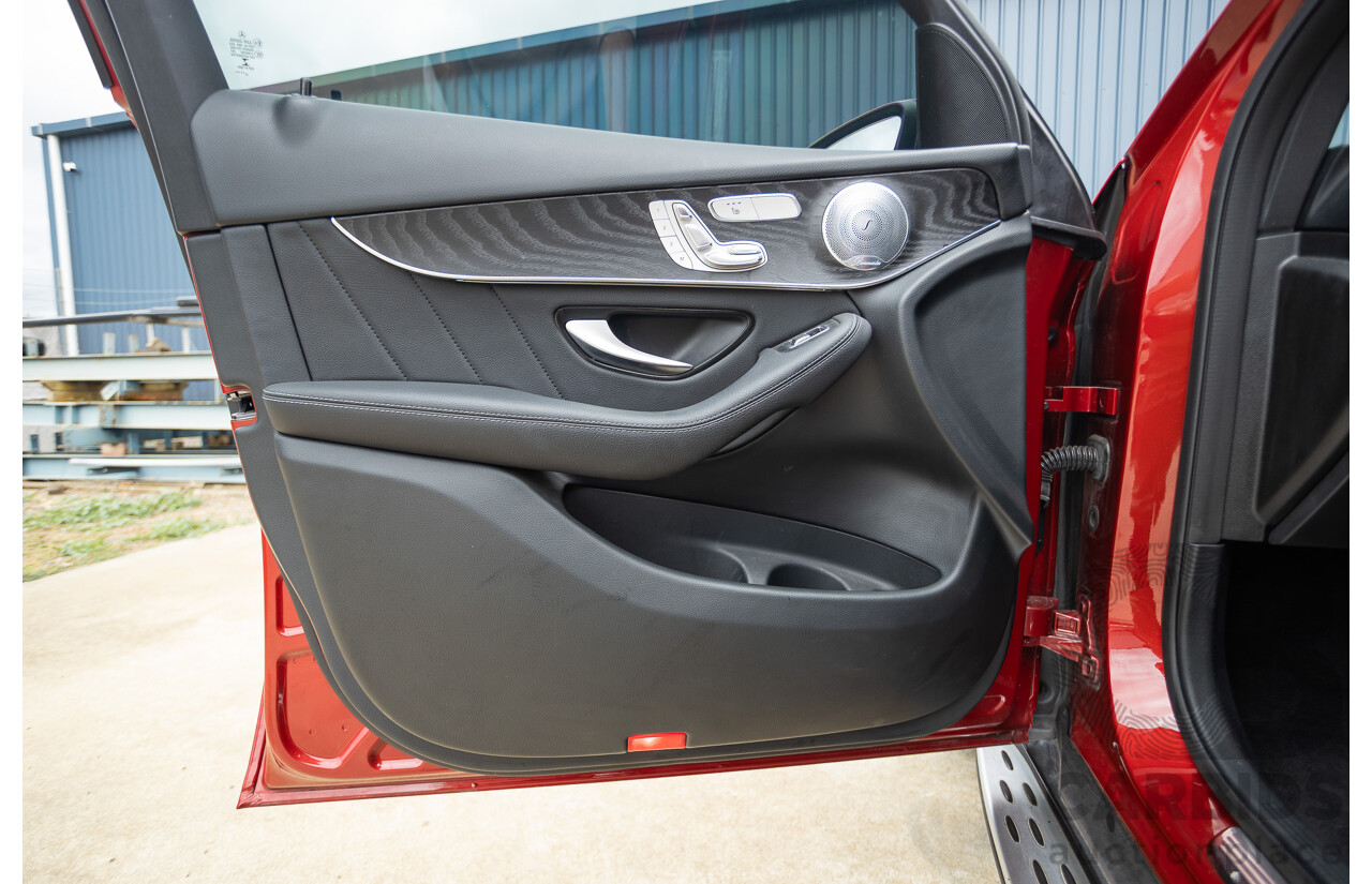 2/2020 Mercedes-Benz GLC300 4MATIC (AWD) X253 MY20 4D Wagon Designo Hyacinth Red Turbo 2.0L