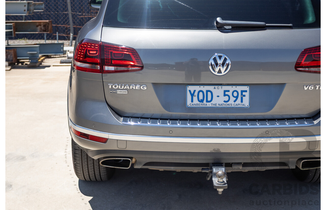 11/2017 Volkswagen Touareg 150 TDI Monochrome (AWD) 7P MY18 4D Wagon Canyon Grey Turbo Diesel 3.0L