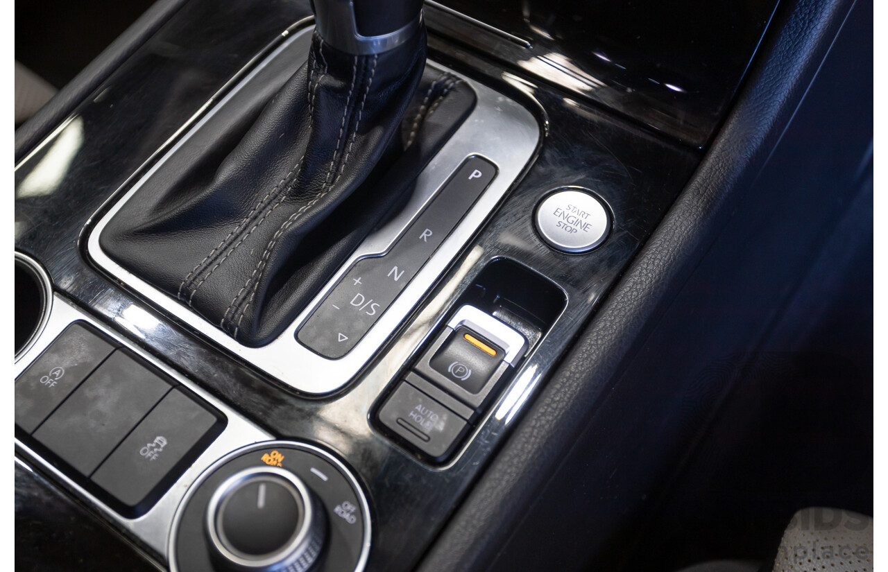 11/2017 Volkswagen Touareg 150 TDI Monochrome (AWD) 7P MY18 4D Wagon Canyon Grey Turbo Diesel 3.0L