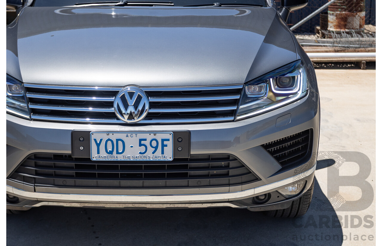 11/2017 Volkswagen Touareg 150 TDI Monochrome (AWD) 7P MY18 4D Wagon Canyon Grey Turbo Diesel 3.0L