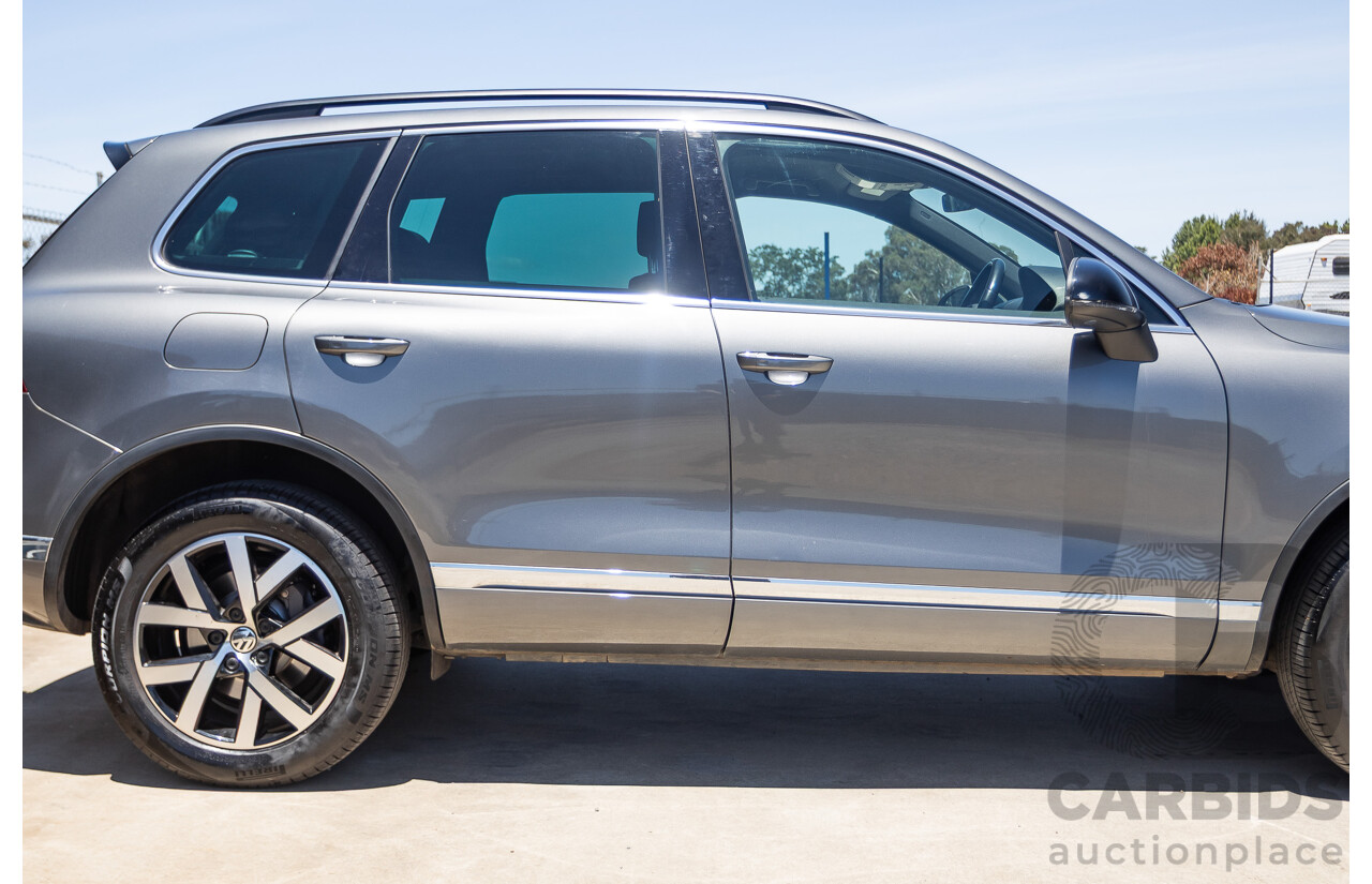 11/2017 Volkswagen Touareg 150 TDI Monochrome (AWD) 7P MY18 4D Wagon Canyon Grey Turbo Diesel 3.0L