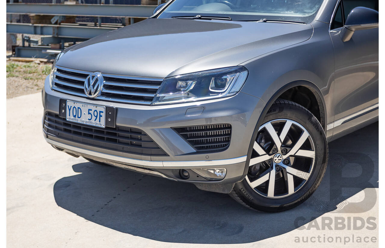 11/2017 Volkswagen Touareg 150 TDI Monochrome (AWD) 7P MY18 4D Wagon Canyon Grey Turbo Diesel 3.0L