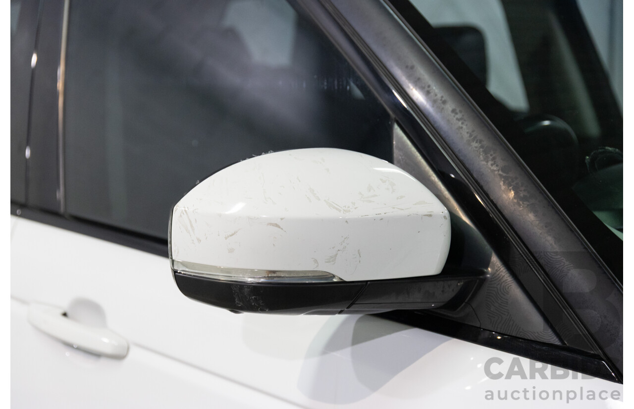 01/2017 Land Rover Range Rover Sport 3.0 TDV6 SE (AWD) LW MY17 4d Wagon Fuji White Turbo Diesel V6 3.0L