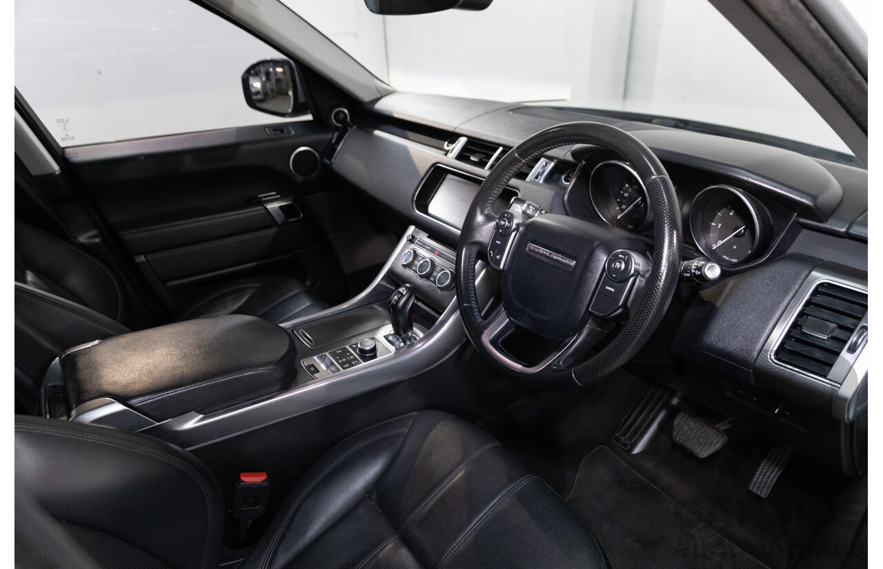 01/2017 Land Rover Range Rover Sport 3.0 TDV6 SE (AWD) LW MY17 4d Wagon Fuji White Turbo Diesel V6 3.0L