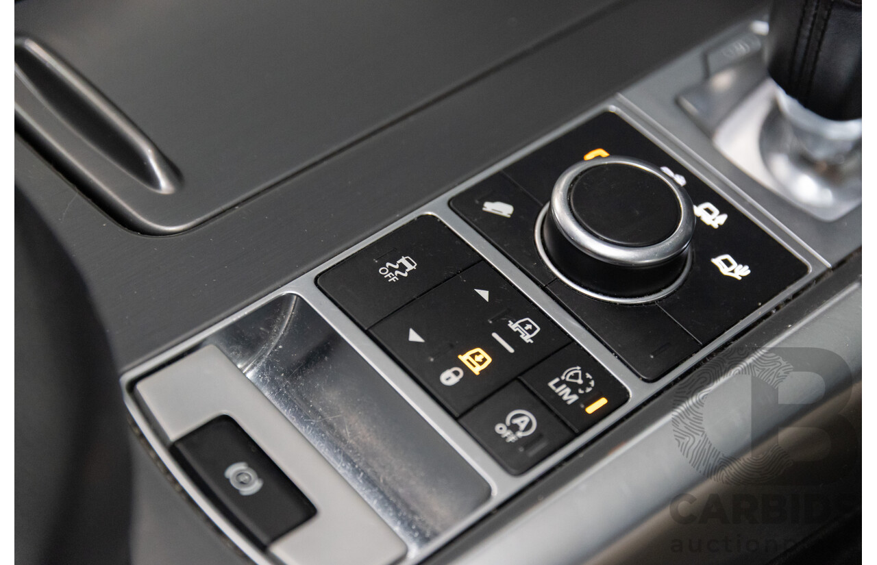 01/2017 Land Rover Range Rover Sport 3.0 TDV6 SE (AWD) LW MY17 4d Wagon Fuji White Turbo Diesel V6 3.0L