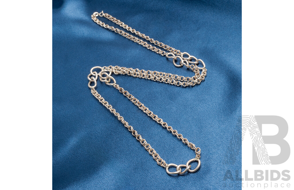 925 Sterling Silver 'Garibaldi' Style Chain with Thick Oval Accents. 89cms in Length - 50.89gms