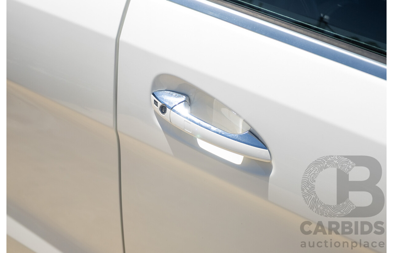 9/2012 Mercedes-Benz ML63 AMG (AWD) 166 4D Wagon Diamond White Twin Turbo V8 5.5L