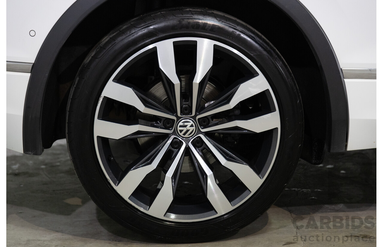 07/2017 Volkswagen Tiguan 140TDI Highline R-Line Package (AWD) 5NA MY18 4d Wagon Pure White Turbo Diesel 2.0L