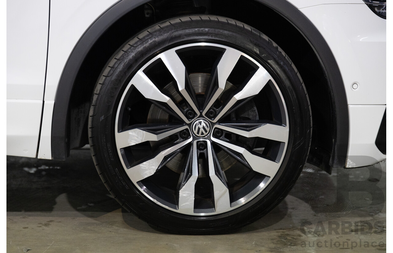 07/2017 Volkswagen Tiguan 140TDI Highline R-Line Package (AWD) 5NA MY18 4d Wagon Pure White Turbo Diesel 2.0L