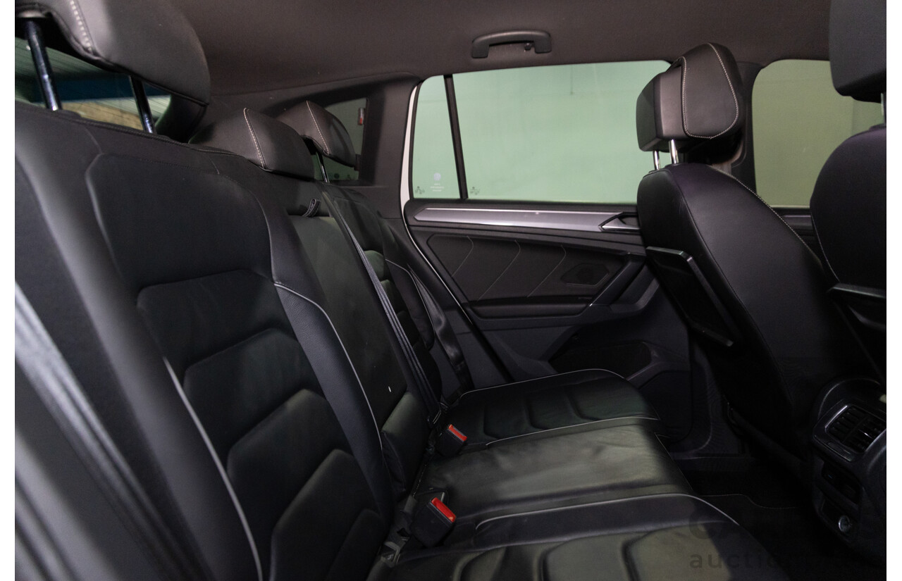 07/2017 Volkswagen Tiguan 140TDI Highline R-Line Package (AWD) 5NA MY18 4d Wagon Pure White Turbo Diesel 2.0L