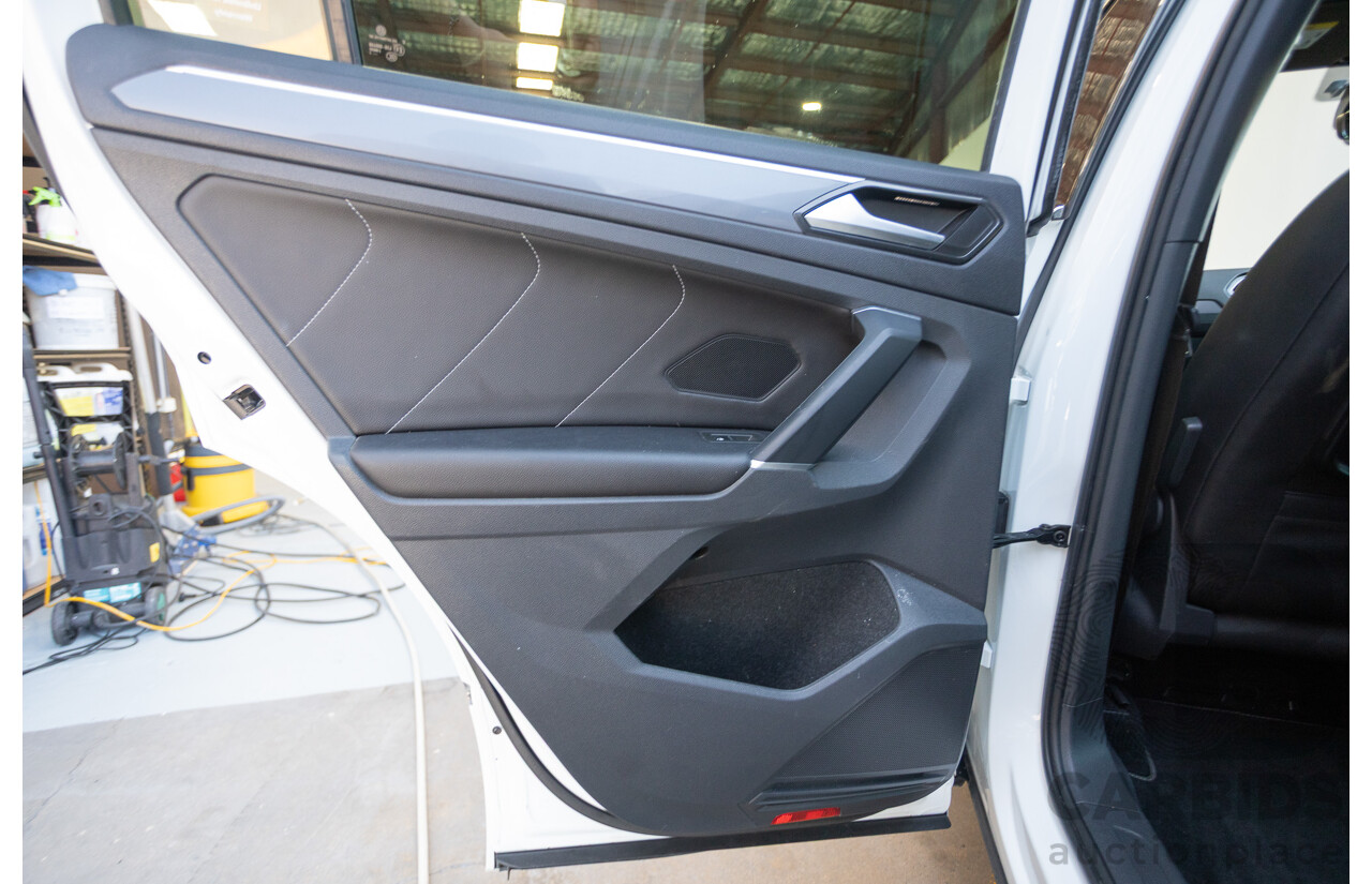 7/2017 Volkswagen Tiguan 140TDI Highline R-Line Package (AWD) 5NA MY18 4d Wagon Pure White Turbo Diesel 2.0L