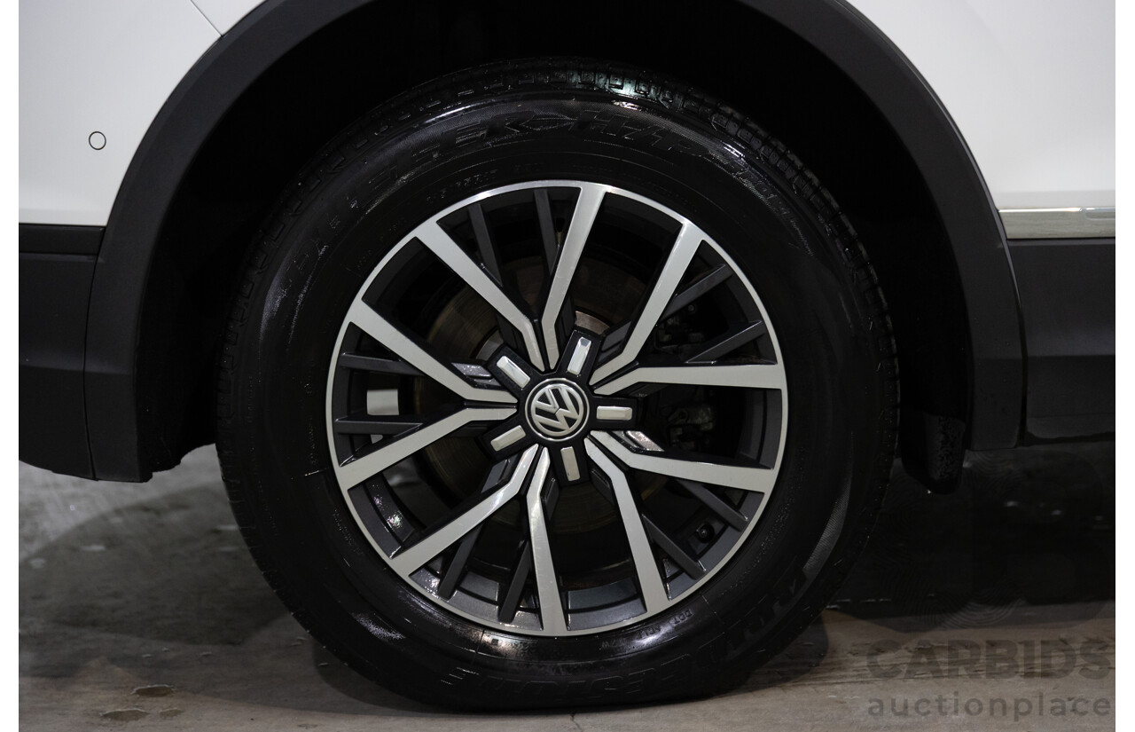 08/2017 Volkswagen Tiguan 132TSI Comfortline (AWD) 5NA MY18 4d Wagon Pure White Turbo 2.0L