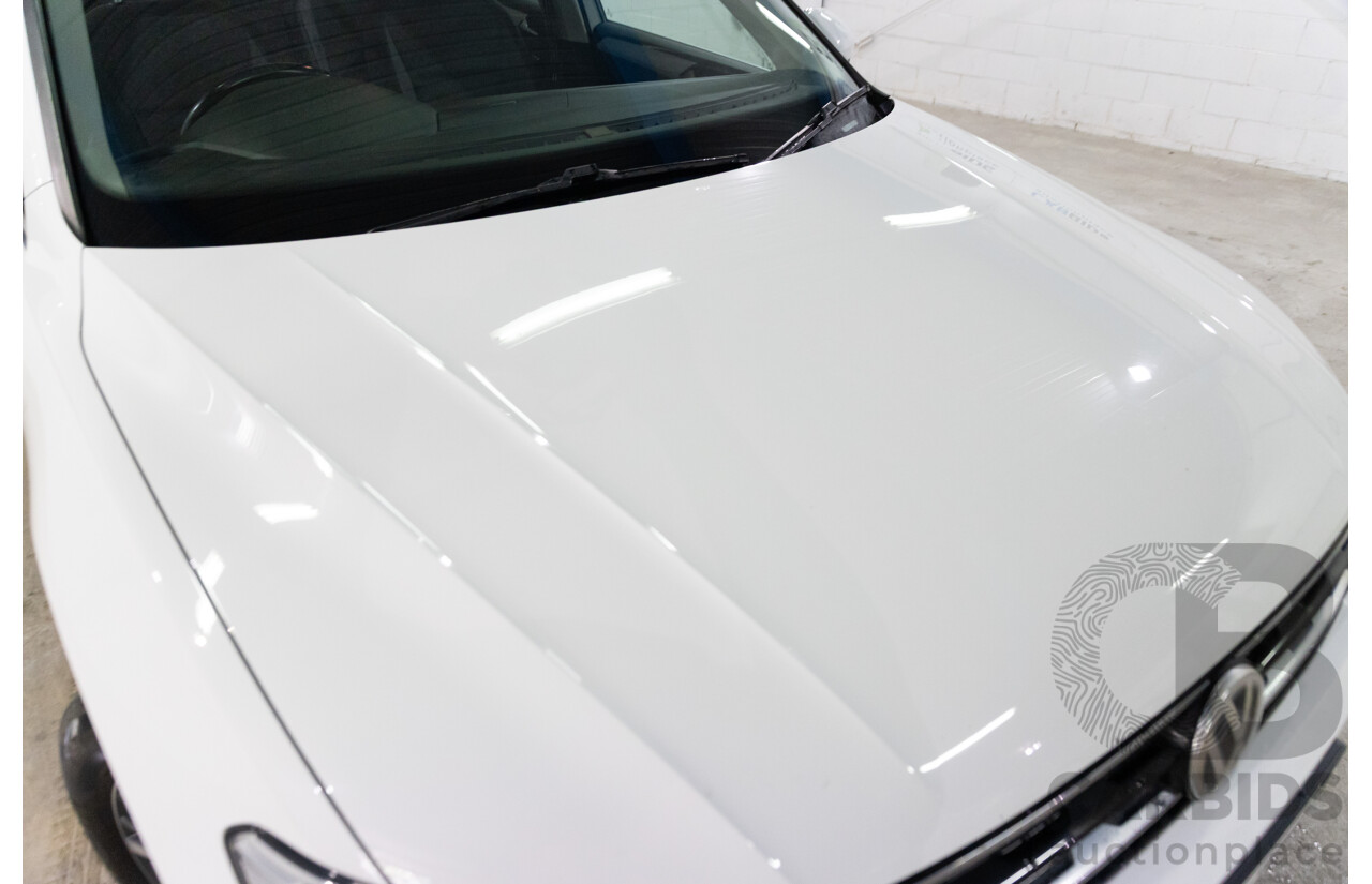 08/2017 Volkswagen Tiguan 132TSI Comfortline (AWD) 5NA MY18 4d Wagon Pure White Turbo 2.0L