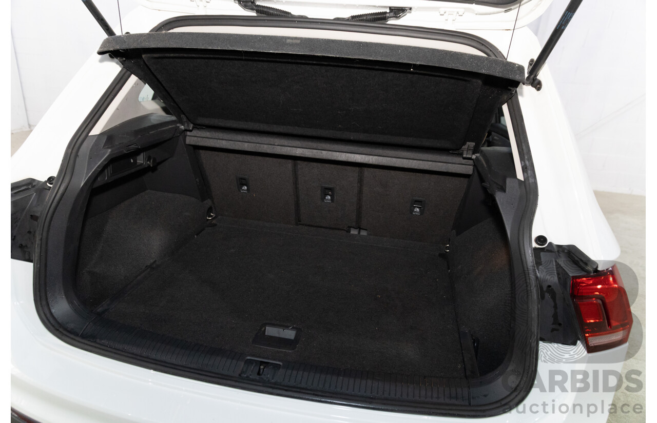 08/2017 Volkswagen Tiguan 132TSI Comfortline (AWD) 5NA MY18 4d Wagon Pure White Turbo 2.0L