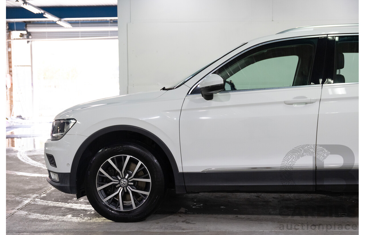 08/2017 Volkswagen Tiguan 132TSI Comfortline (AWD) 5NA MY18 4d Wagon Pure White Turbo 2.0L