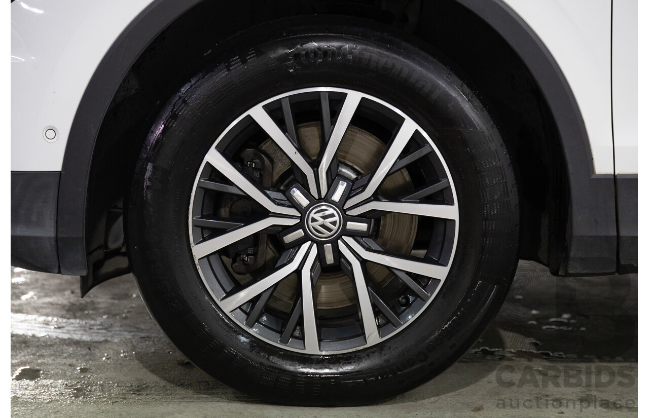 08/2017 Volkswagen Tiguan 132TSI Comfortline (AWD) 5NA MY18 4d Wagon Pure White Turbo 2.0L