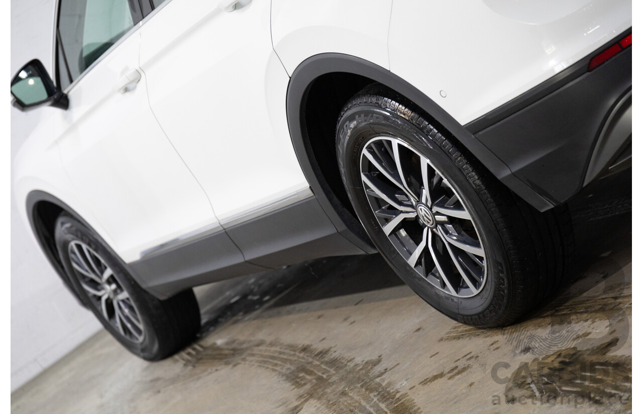 08/2017 Volkswagen Tiguan 132TSI Comfortline (AWD) 5NA MY18 4d Wagon Pure White Turbo 2.0L