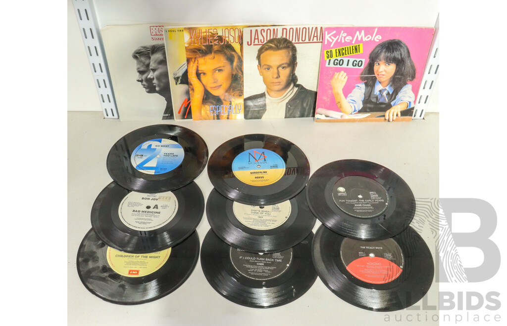 Collection Retro Vinyl Seven Inch Singles, Mostly of Australian Interest Including Kylie Mole, Jimmy Barnes and More