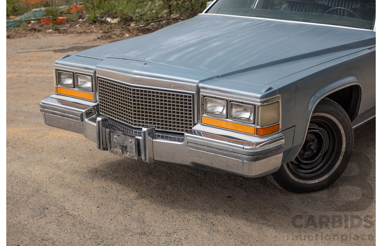 01/1981 Cadillac DeVille 4d Sedan Blue / Grey V8 5.0L