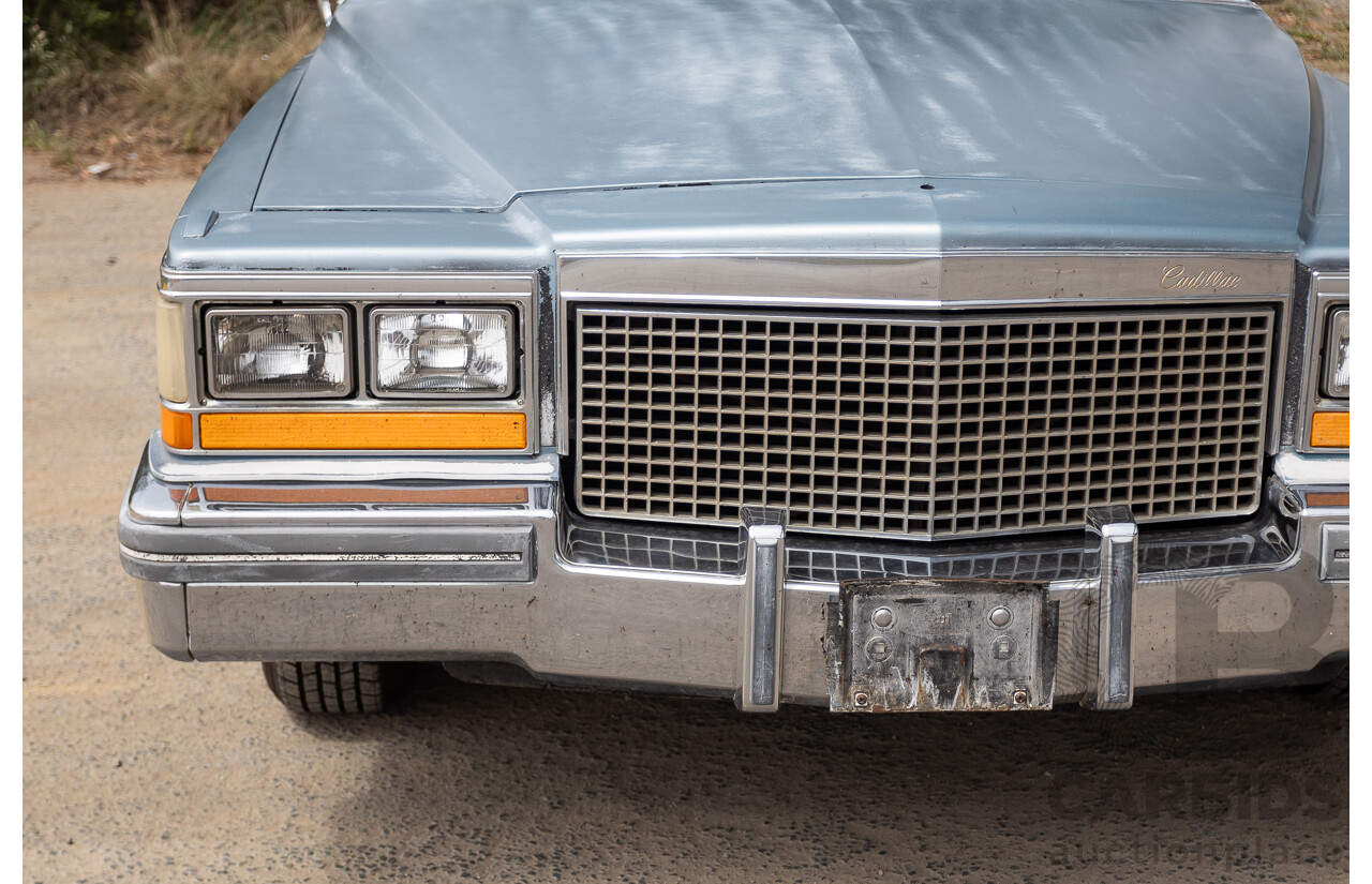 01/1981 Cadillac DeVille 4d Sedan Blue / Grey V8 5.0L
