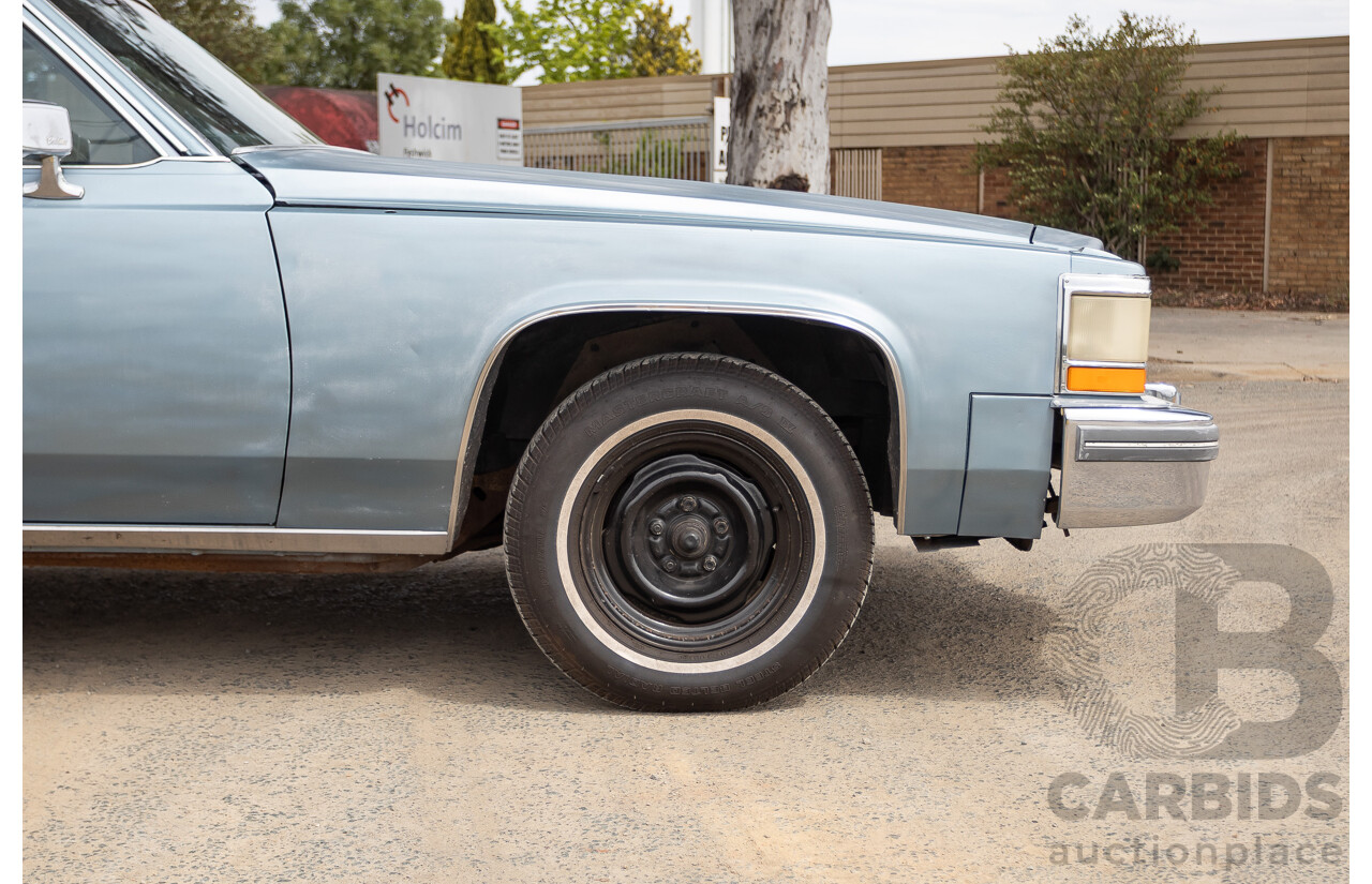 01/1981 Cadillac DeVille 4d Sedan Blue / Grey V8 5.0L