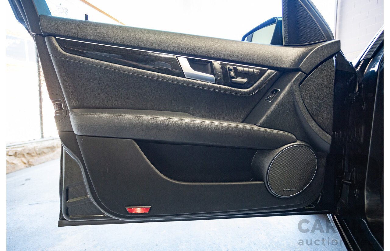 06/2011 Mercedes-Benz C250 CGI Avantgarde W204 MY10 UPGRADE 4D Sedan Magnetite Black Metallic 1.8L