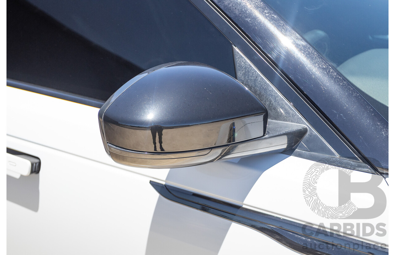 09/2017 Range Rover Velar D240 R-DYNAMIC S (AWD) MY18 4D Wagon Glacier White Turbo Diesel 2.0L